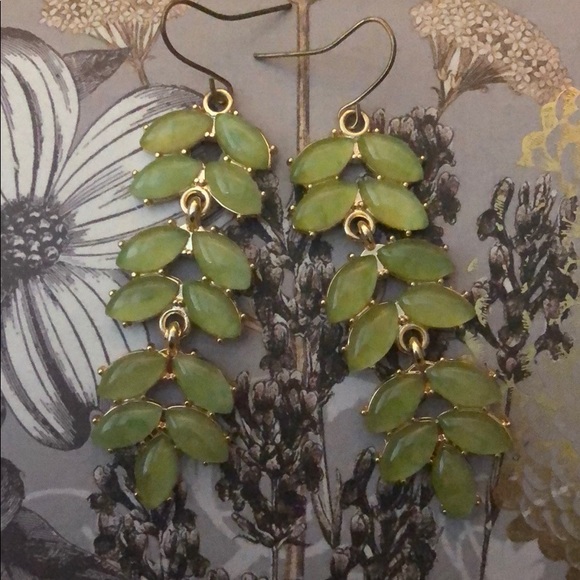 Earrings. Brand new - Picture 2 of 2